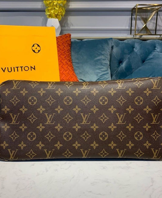 LV Neva Full